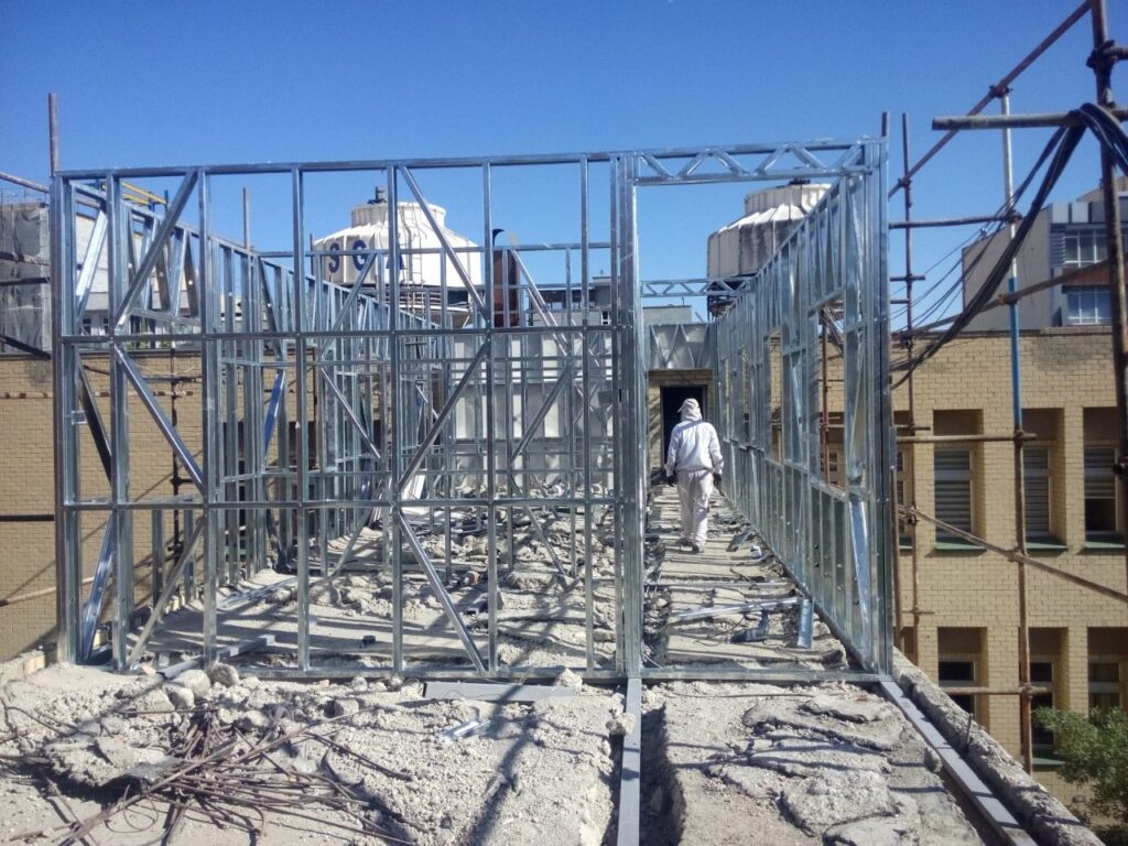 اسلایدر آریا تدبیر پاژ - سازه های lsf